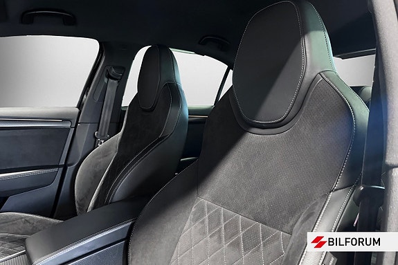 Skoda Superb 10 of 18