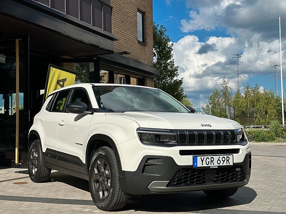 Jeep Avenger 2 of 11