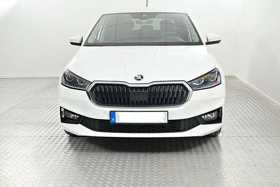 Skoda Fabia 3 of 11