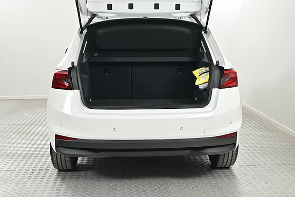 Skoda Fabia 5 of 11