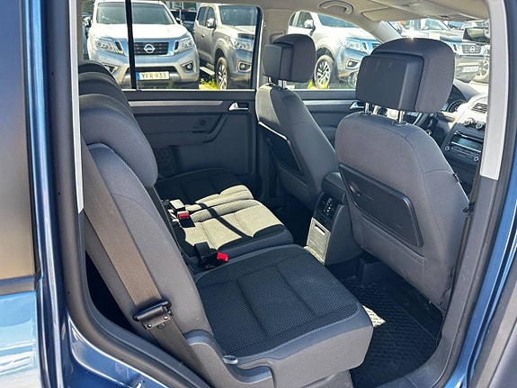 Volkswagen Touran 11 of 19