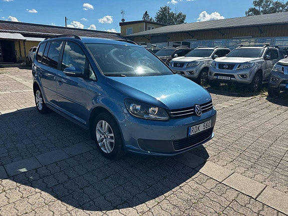 Volkswagen Touran 6 of 19