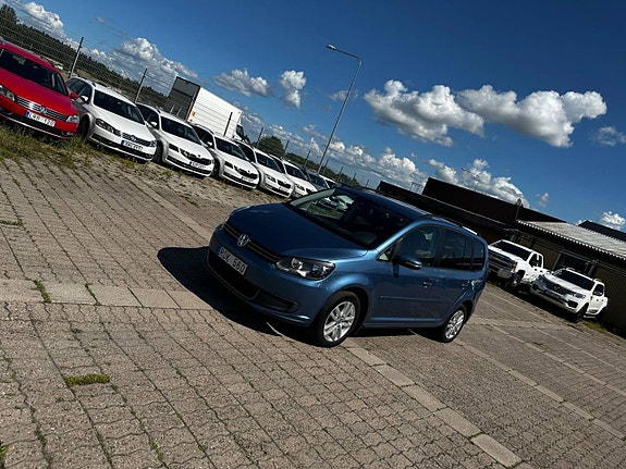 Volkswagen Touran 19 of 19