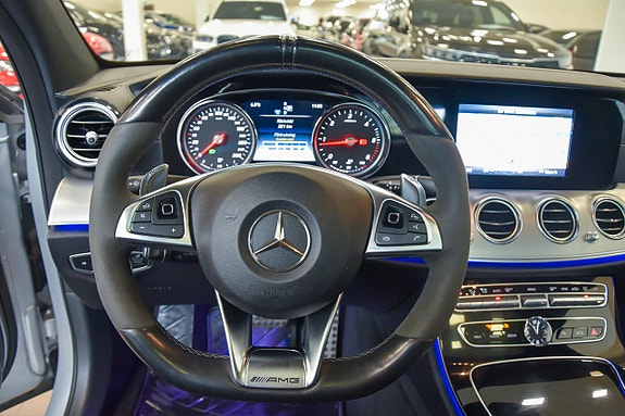 Mercedes-Benz E220 d 11 of 17