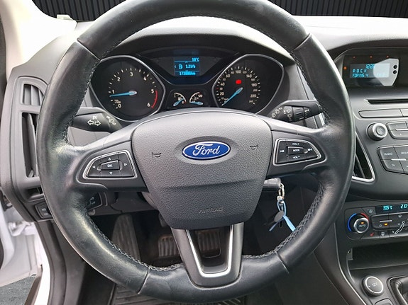 Ford Focus 14 of 17
