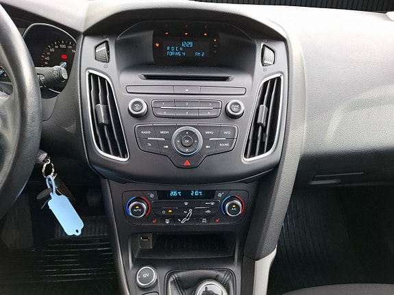 Ford Focus 16 of 17