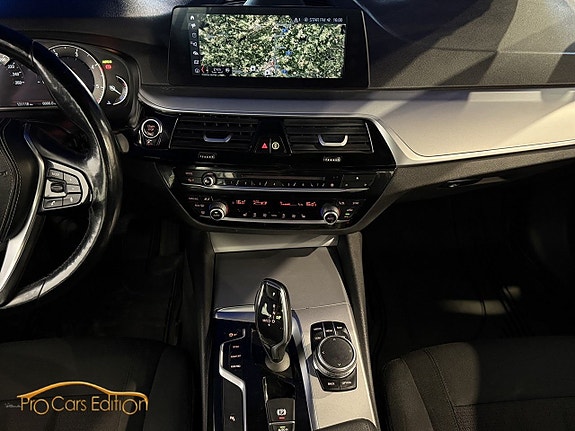 BMW 520 13 of 17