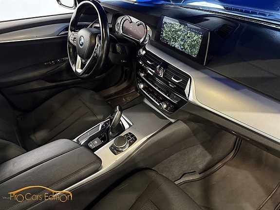 BMW 520 9 of 17