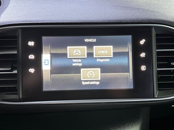 Peugeot 308 SW 14 of 17