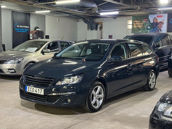 Peugeot 308 SW 3 of 17
