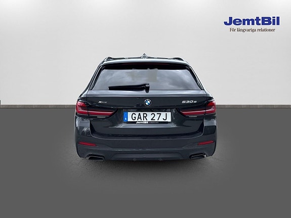 BMW 530e 5 of 5