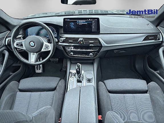 BMW 530e 7 of 16