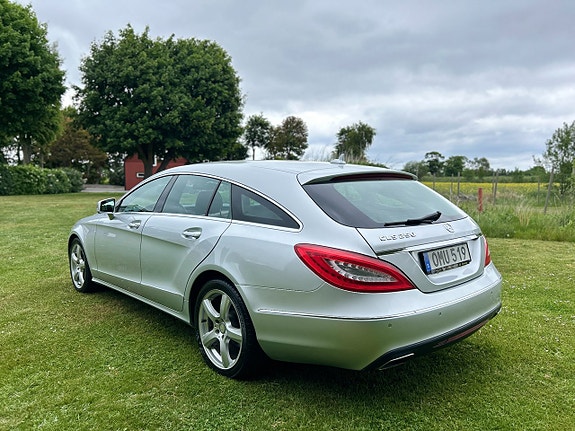 Mercedes-Benz CLS250 3 of 11