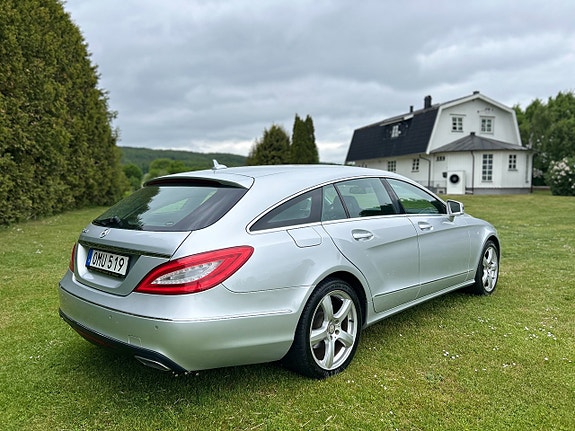 Mercedes-Benz CLS250 5 of 11