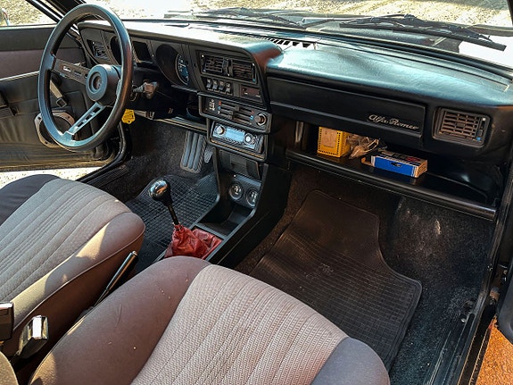 Alfa Romeo Alfasud 10 of 17