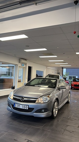 Opel Astra 2 of 5