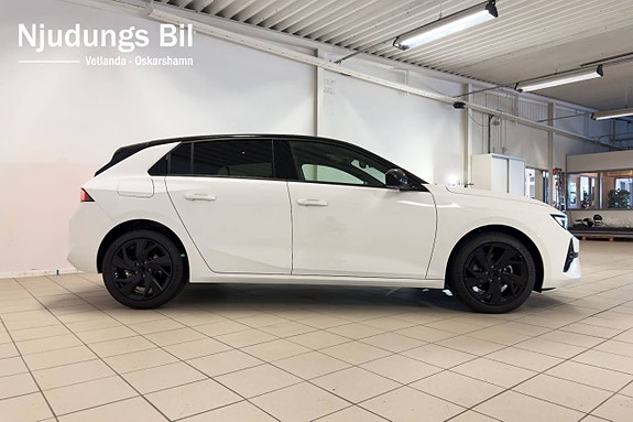 Opel Astra 4 of 5