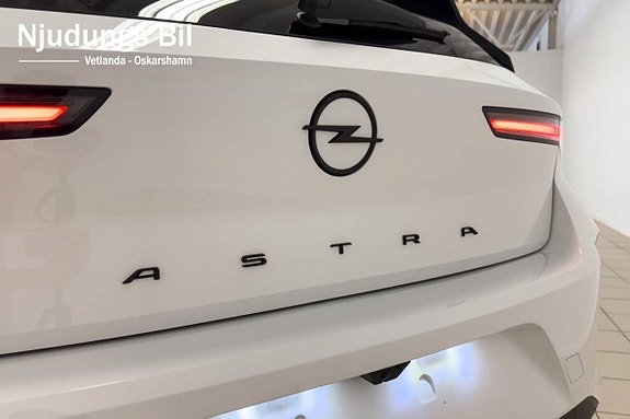 Opel Astra 9 of 9