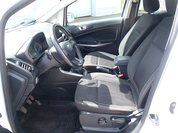 Ford Ecosport 9 of 11