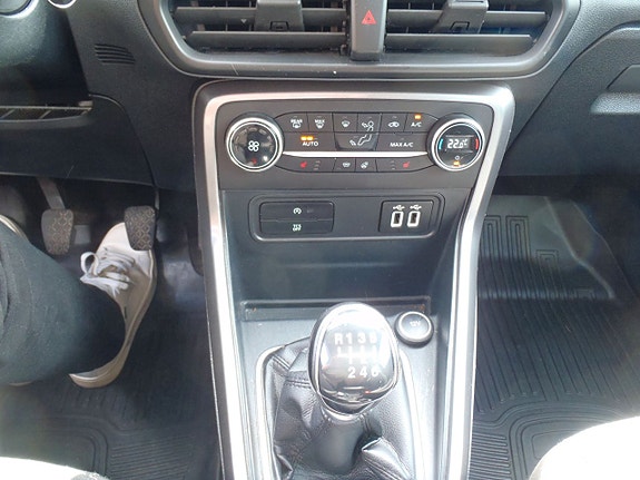Ford Ecosport 7 of 11