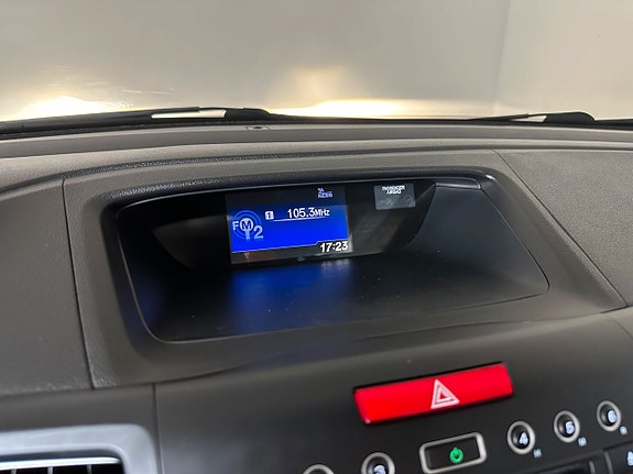 Honda CR-V 13 of 18