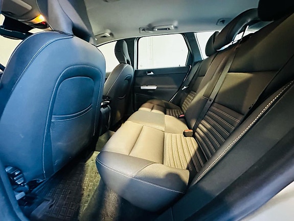 Volvo V50 11 of 21