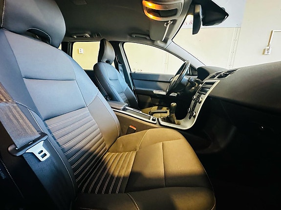 Volvo V50 9 of 21