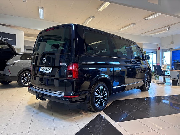 Volkswagen Multivan 3 of 5