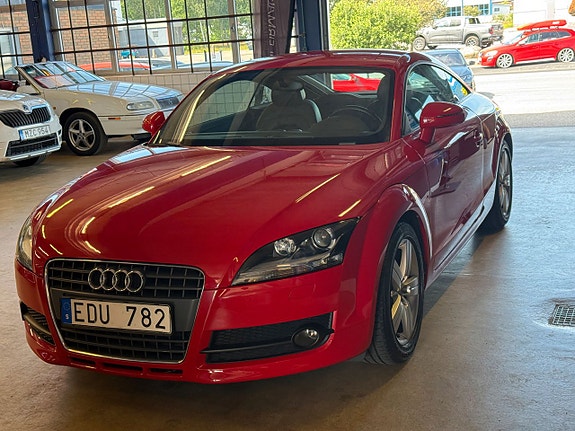 Audi TT 2 of 11