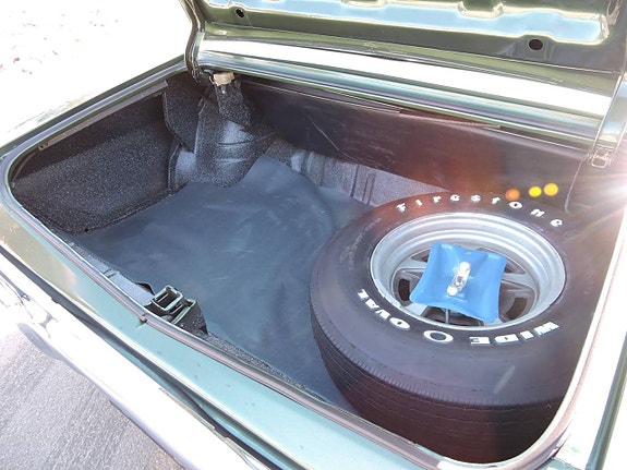 Pontiac GTO 12 of 17