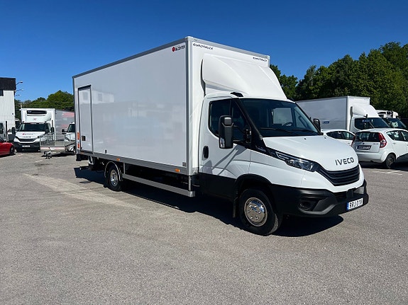 Iveco Daily 72C18 Skåpbil Aut Fullutrustad Lastvikt 3390 Kg 21 of 30