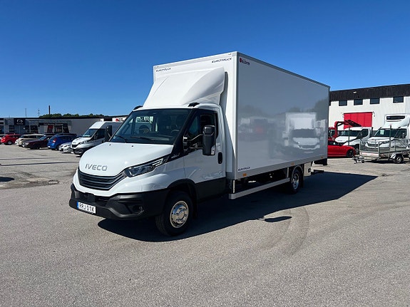 Iveco Daily 72C18 Skåpbil Aut Fullutrustad Lastvikt 3390 Kg 13 of 30