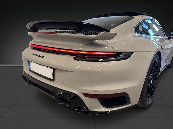 Porsche 911 18 of 29