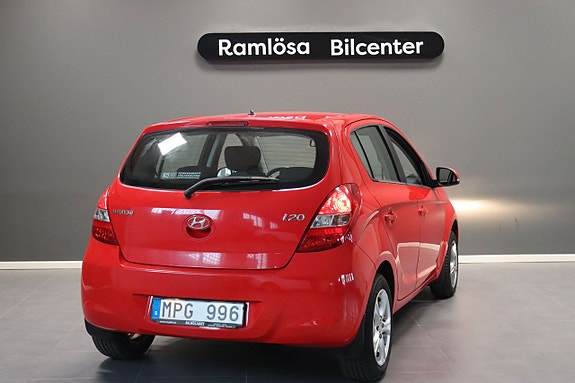 Hyundai i20 6 of 19