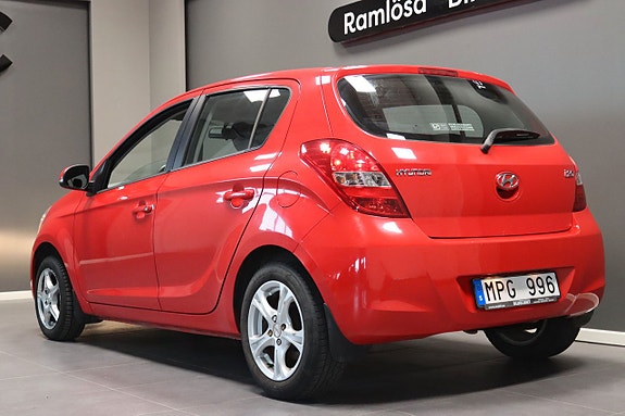 Hyundai i20 11 of 19