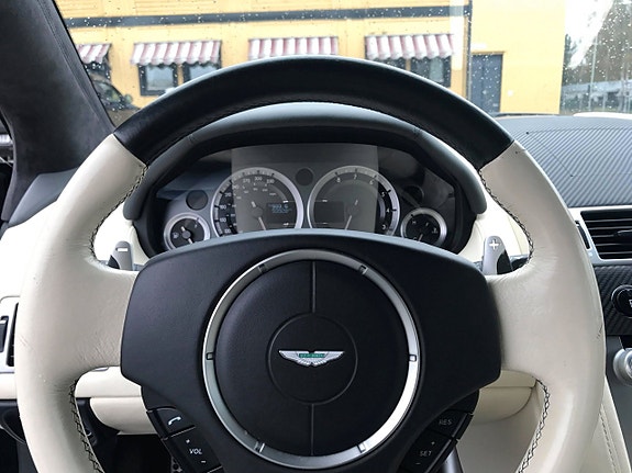 Aston Martin Rapide 12 of 24
