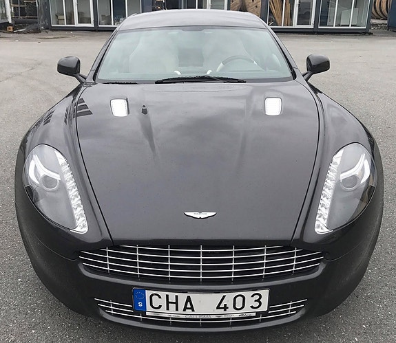 Aston Martin Rapide 2 of 5