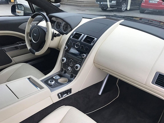 Aston Martin Rapide 10 of 24