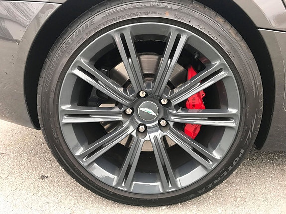 Aston Martin Rapide 19 of 24