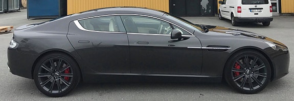 Aston Martin Rapide 4 of 5