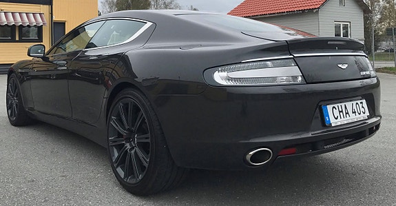 Aston Martin Rapide 7 of 24