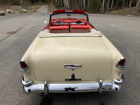 Chevrolet Bel Air 4 of 22