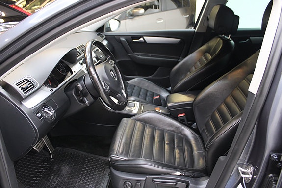 Volkswagen Passat Alltrack 6 of 11