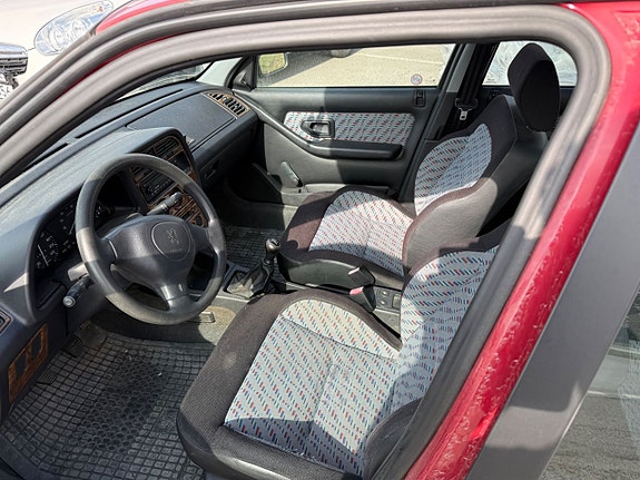 Peugeot 306 3 of 5