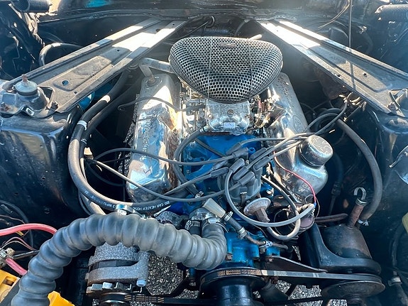 Ford Mustang 9 of 14