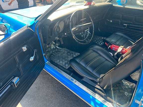 Ford Mustang 11 of 14
