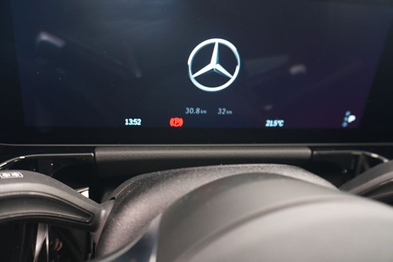 Mercedes-Benz GLA200 10 of 10