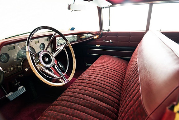 Lincoln Continental Mark III 16 of 27