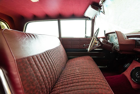 Lincoln Continental Mark III 25 of 27