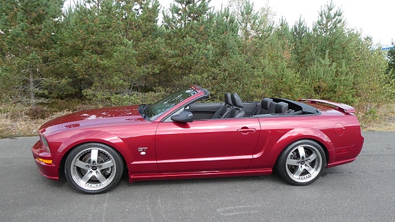 Ford Mustang 30 of 30